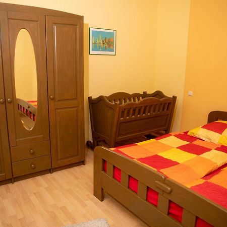 Apartamento Landurlaub Auf Dem Mellenhof Funkenhagen Exterior foto